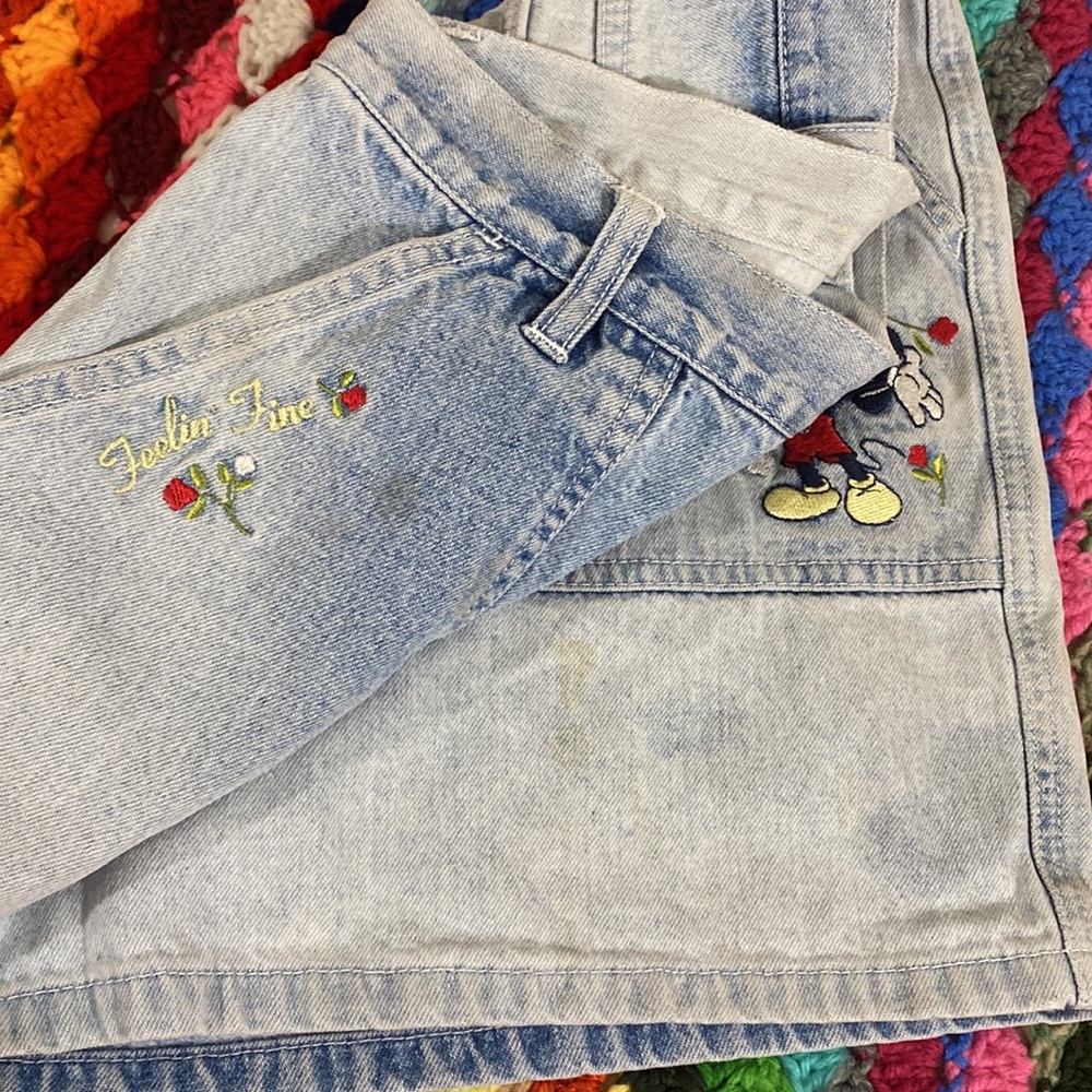 Vintage 90s Mickey Mouse Disney Light Wash Denim High Rise Mom Shorts Be… - Picture 16 of 16